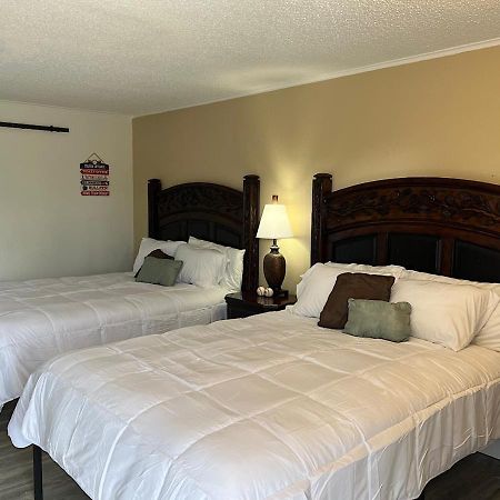 Ballparks Inn ブランソン エクステリア 写真