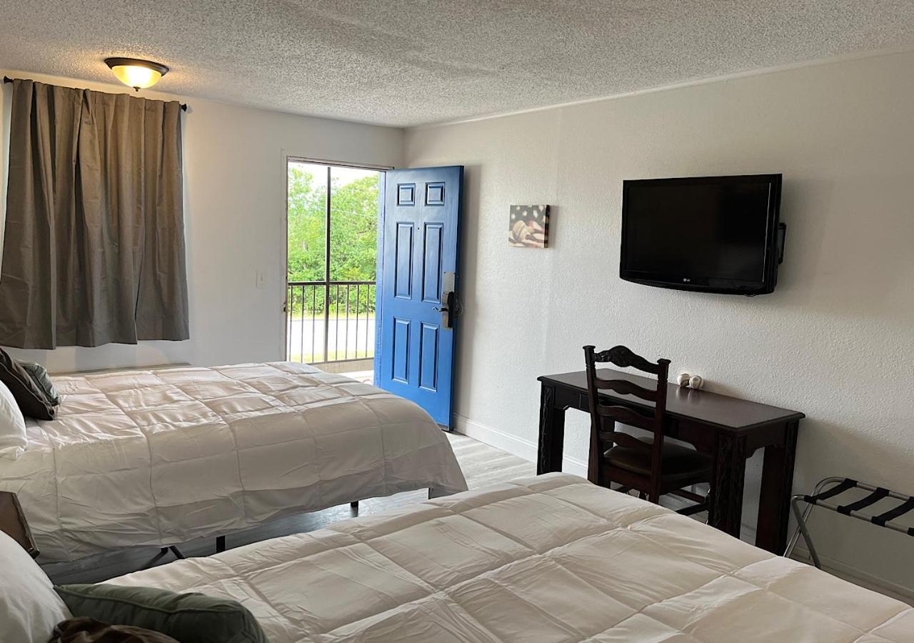 Ballparks Inn ブランソン エクステリア 写真